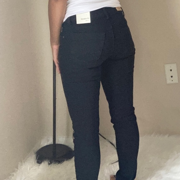 Salvage Black Denim Skinny Jeans - Picture 2 of 2